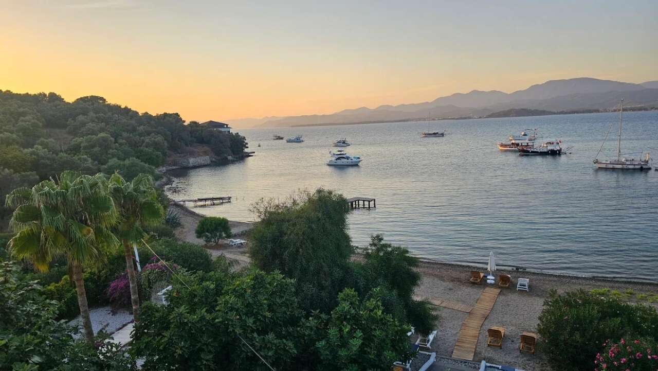 Turizm Cennetleri Bodrum ve Antalya'daki Lüks Villalar da Zirve Yarışında 10